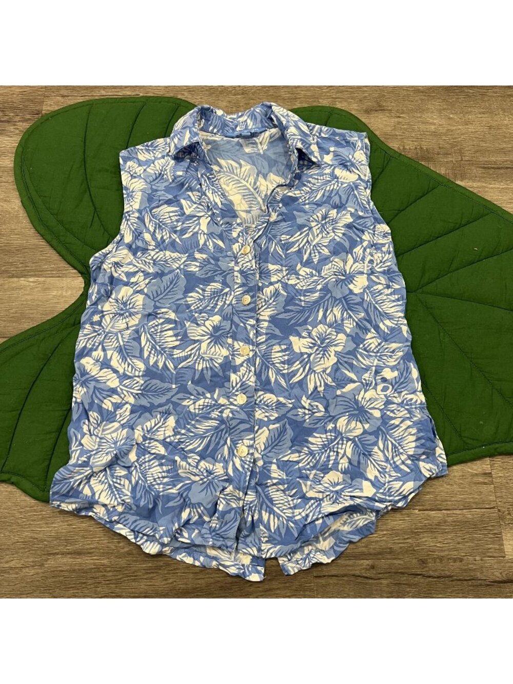 Blue Ginger Hawaii Women XS Tropical Floral Hibiscus Blue Popover Sleeveless Top